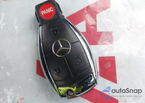 2007 Mercedes-Benz Clk 550 from USA, damaged, VIN WDBTK72F47T080136